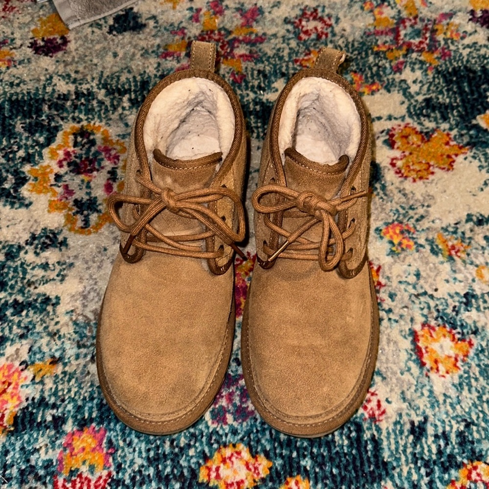 Ugg Neumel